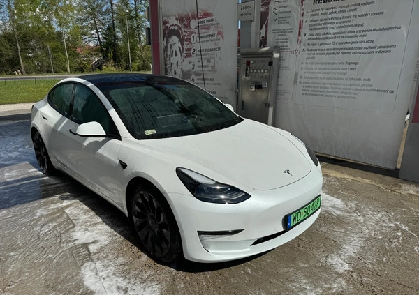 Tesla Model 3 cena 180000 przebieg: 29500, rok produkcji 2022 z Zielonka małe 277